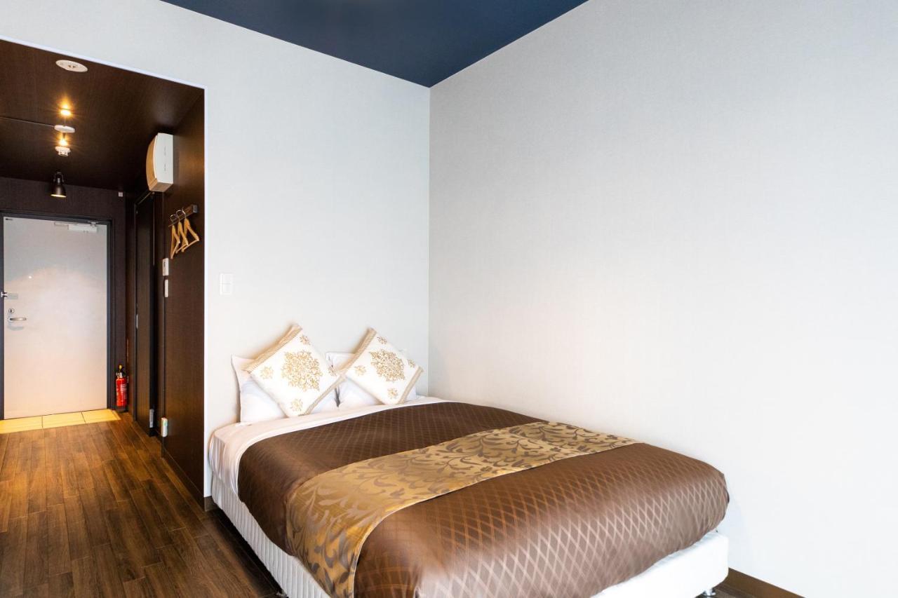 มิสเตอร์ คินโจะ อิน มะตะเบะเอะ Aparthotel Okinawa ภายนอก รูปภาพ